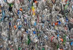 Bales_of_PET_bottles_closeup