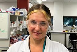 Low-Res_isabel-barter-Lab