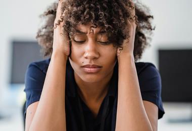 pexels-mizunokozuki-12912159