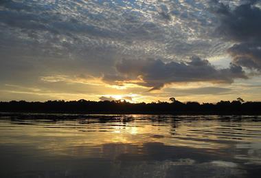 Sunrise_on_the_Congo_River_-_2
