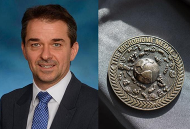 Low-Res_jacques-ravel-medal (1)