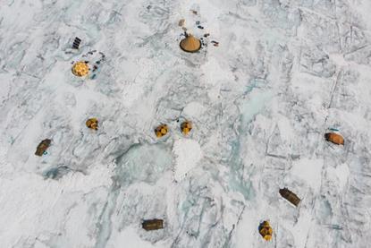Low-Res_Fig 5 Ice Camp. Picture by Laura Halbach small