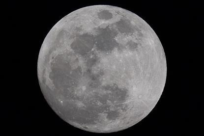 Rare_Blue_Super_Moon_1