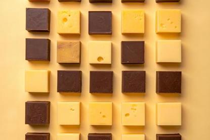 Low-Res_Firefly_cheese and chocolate squares perfectly aligned and separated 340365 (1)