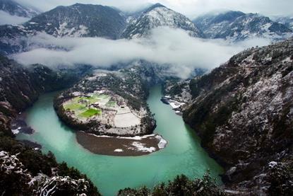 1.the_first_bend_of_Nu_river