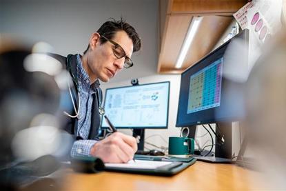 Low-Res_10987331459-010