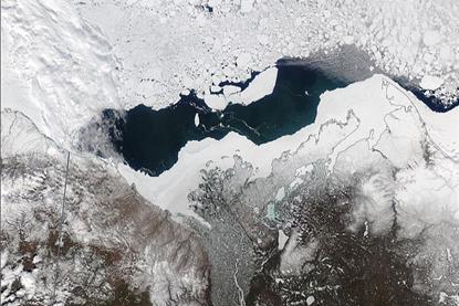 Beaufort_Sea_Thaw_(MODIS_2021-05-24)