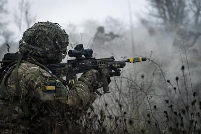 4_PWRR_soldiers_face_dawn_attack_AHQSGT1-OFFICIAL-20201206-007-324