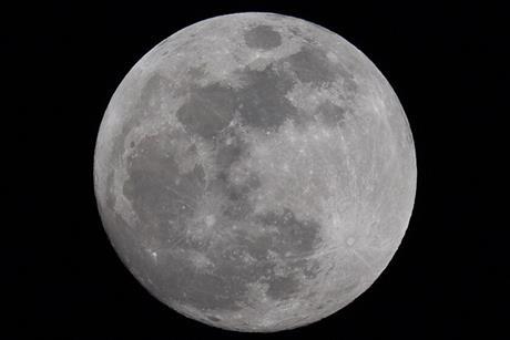 Rare_Blue_Super_Moon_1