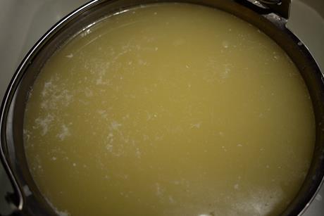 Goat_Cheddar_-_Lotsa_whey
