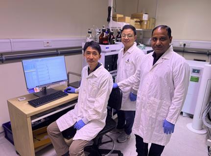 SMART researchers discover novel phage DNA modifications that offer new hope against antibiotic-resistant superbugs (Photo_ SMART AMR) (1)