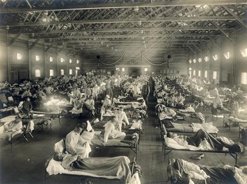 1442px-Emergency_hospital_during_Influenza_epidemic,_Camp_Funston,_Kansas_-_NCP_1603