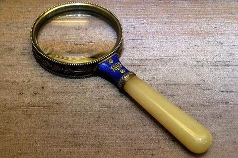 Magnifying_glass_-_Faberge