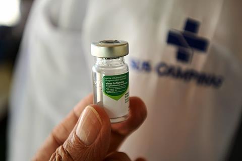 Flu_vaccine_vial_(2021)_A