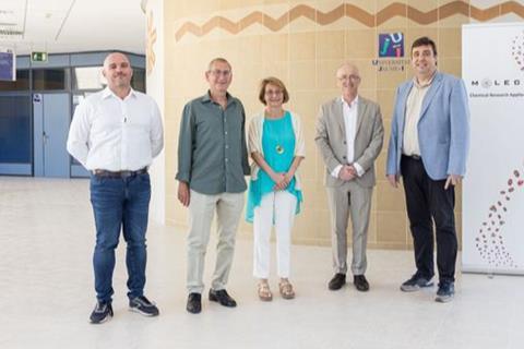 Low-Res_Inversio_spin_off_MOLECULAR_25UJI079