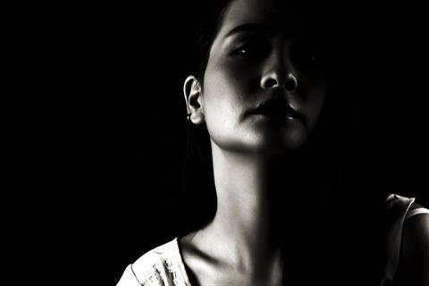 girl-2205813_960_720