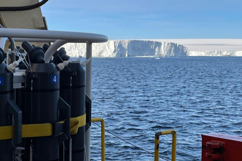 Low-Res_323cf49c-7ff1-426d-b542-206778983d90