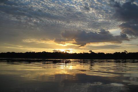 Sunrise_on_the_Congo_River_-_2