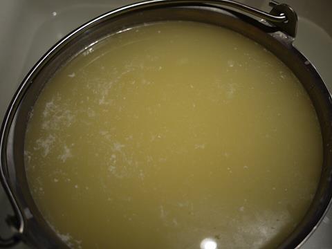 Goat_Cheddar_-_Lotsa_whey