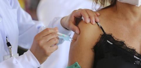 Low-Res_vaccines