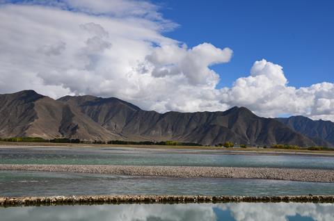 lhasa-river-1575662_1280