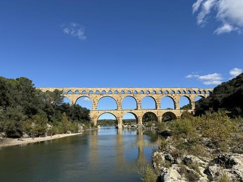 Low-Res_09_geowissenschaften_pont_du_gard