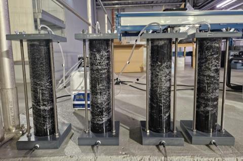 Low-Res_small scale columns