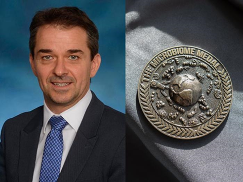 Low-Res_jacques-ravel-medal (1)
